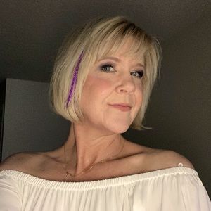 Meet your Posher, Anne marie